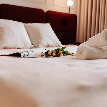 Lux W Sercu Wroclawia * فروتسواف